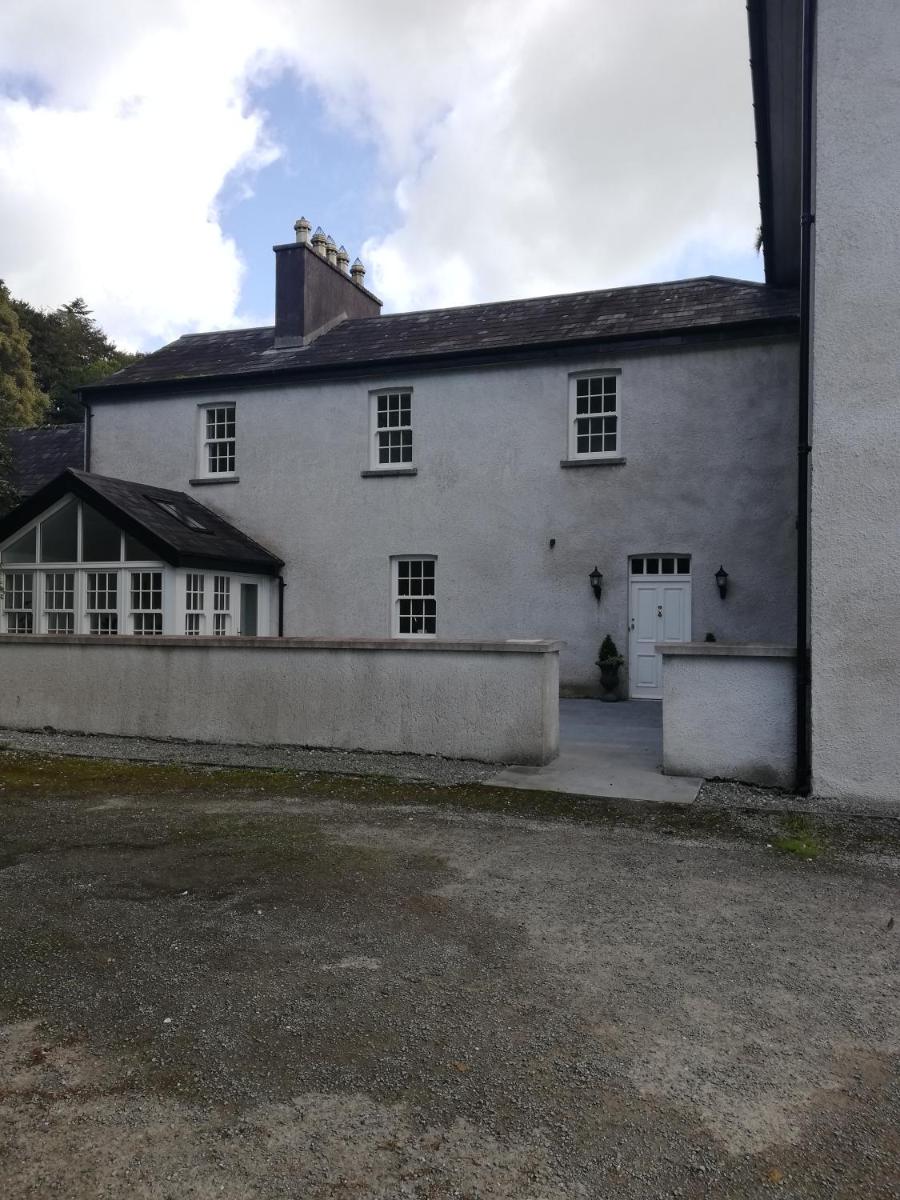 Next door at Broomfield House - Housity