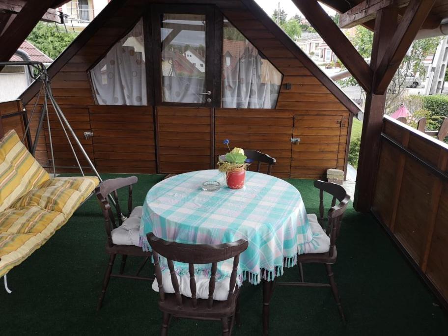 Suitetrails - Karos Centrál Apartmanház