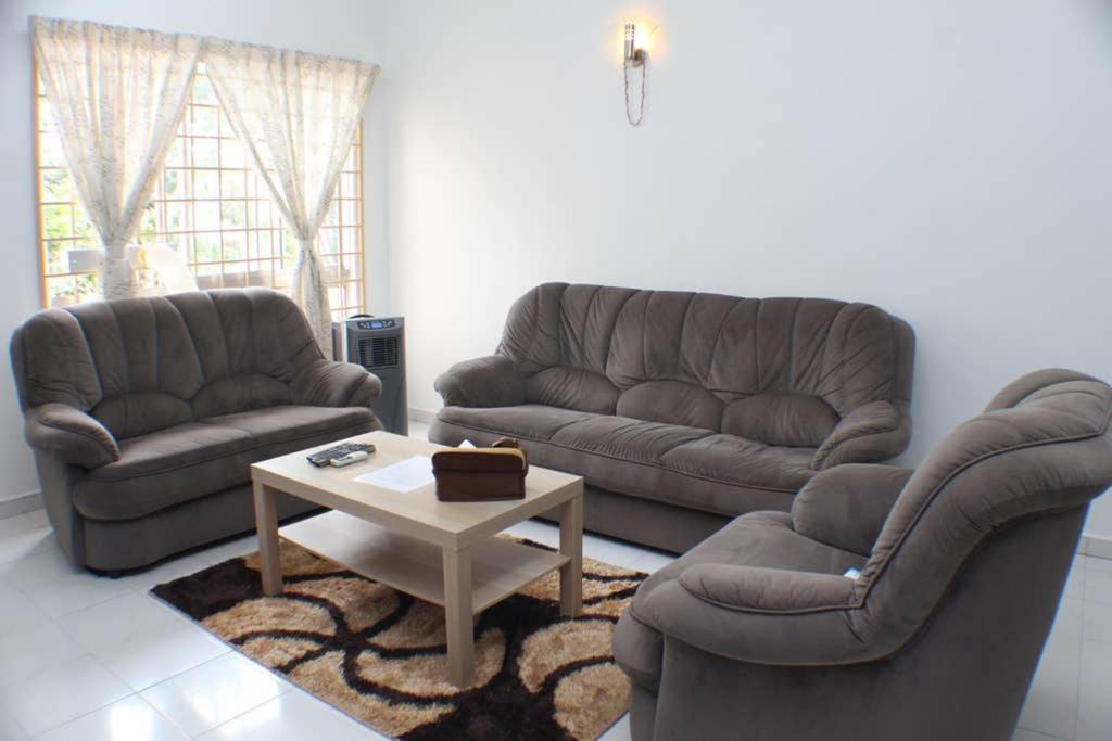 Spacious Rooms Central Park Homestay Seremban 2 - Housity