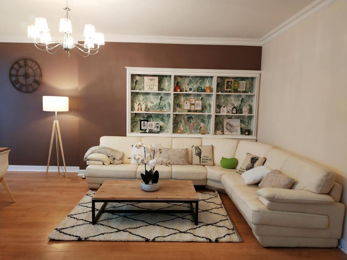 157m2, 4 chambres, 4 salles de bains, 2 WC, 2 parkings en hypercentre - Housity