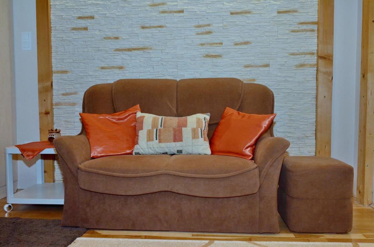 Adél Apartman - Housity