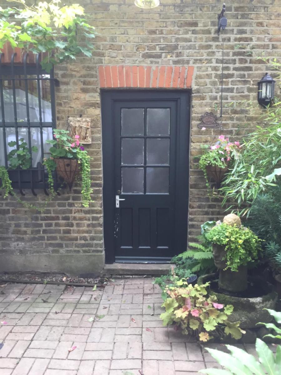 The Coach House - Housity