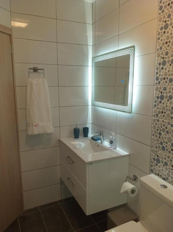 Alexandra`s House - Housity