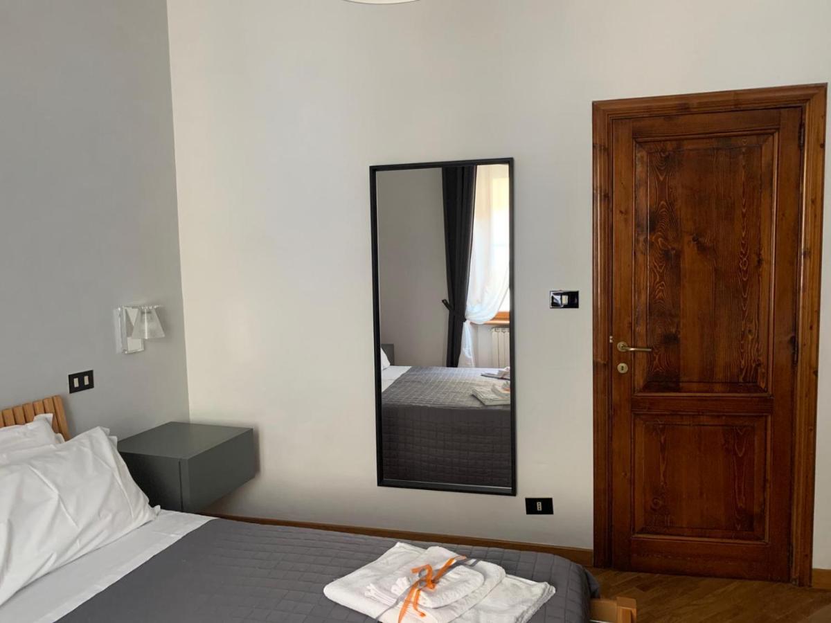 San Domenico House - Housity