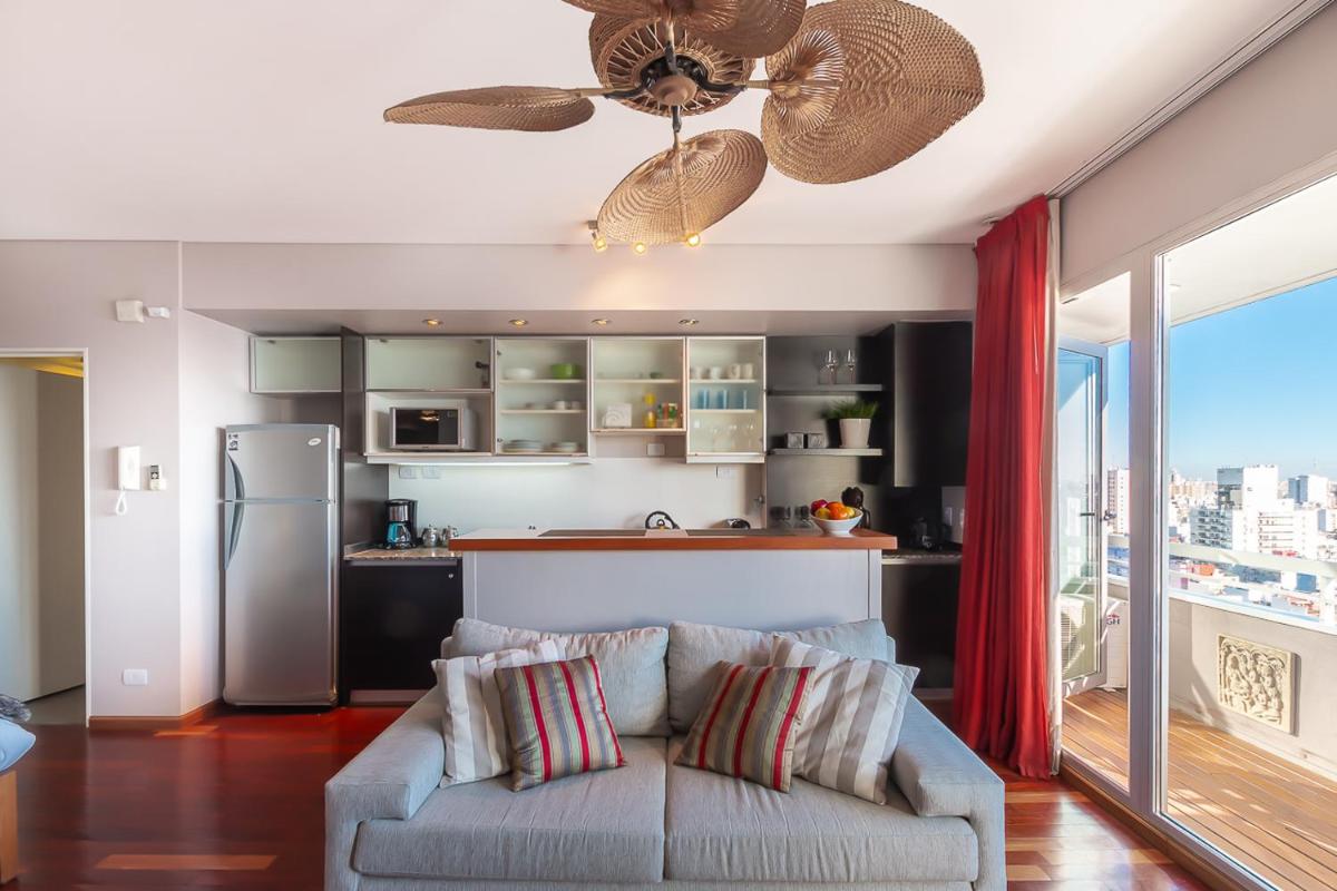 Suitetrails - Superb High End and High Rise Apartment Pool / Gym