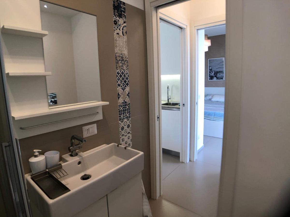 Suitetrails - Vista Mare Apartment con parcheggio privato