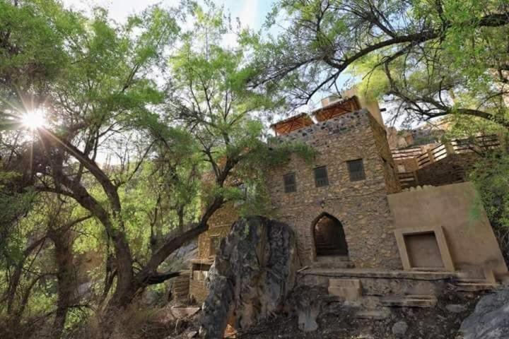 Misfah Heritage House - Housity