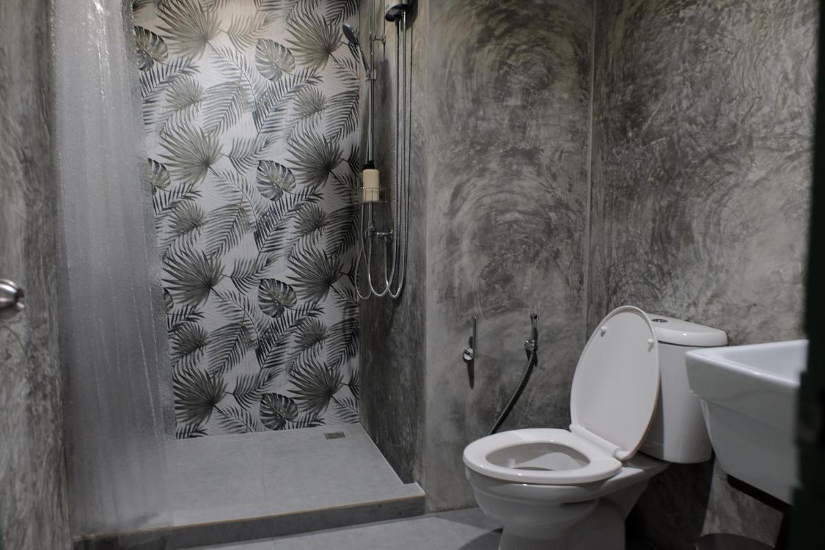 Suitetrails - Silom Apartment Close to BTS +WIFI+Netflix
