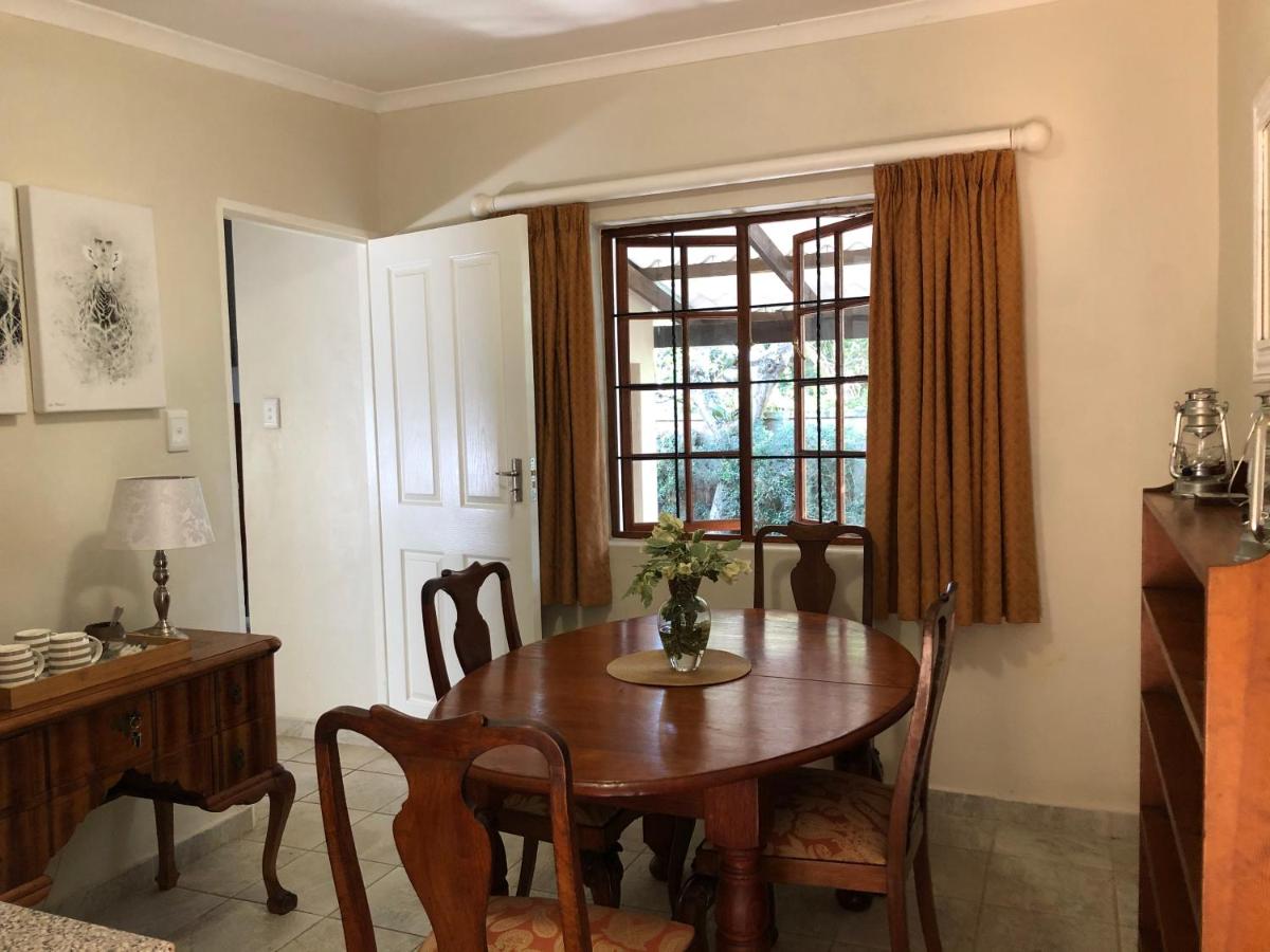 Salt Rock Manor - Housity