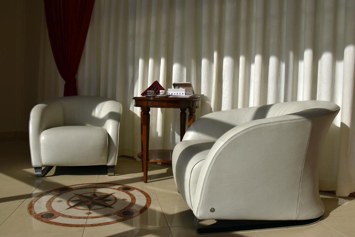 Alla Dimora di Chiara Apartment - Hizvo