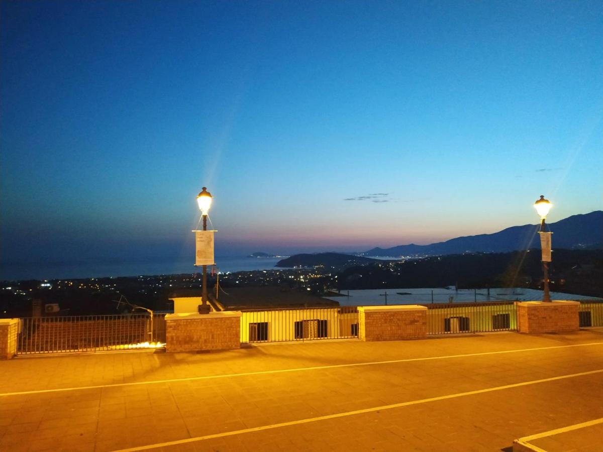 Suitetrails - Casa Cerasella: Beautiful apartment in the city center of Minturno