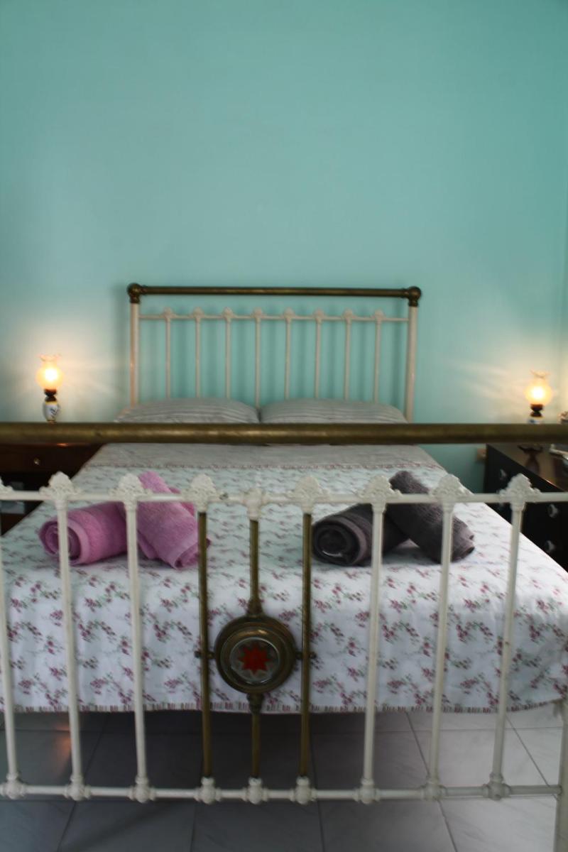 Nona's Guest House Corfu Βenitses - Housity