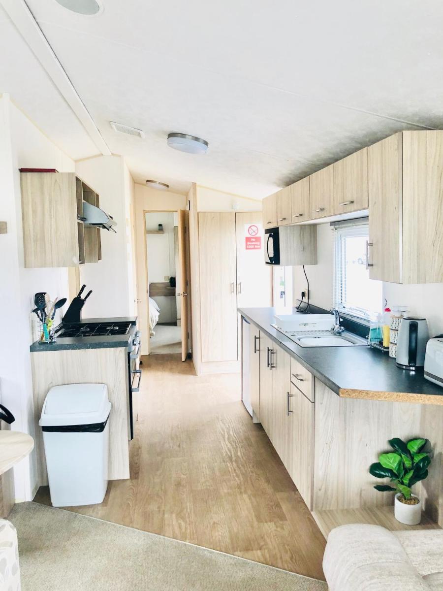 The Salsa Attractive accomodation at Tattershall Lakes - Housity
