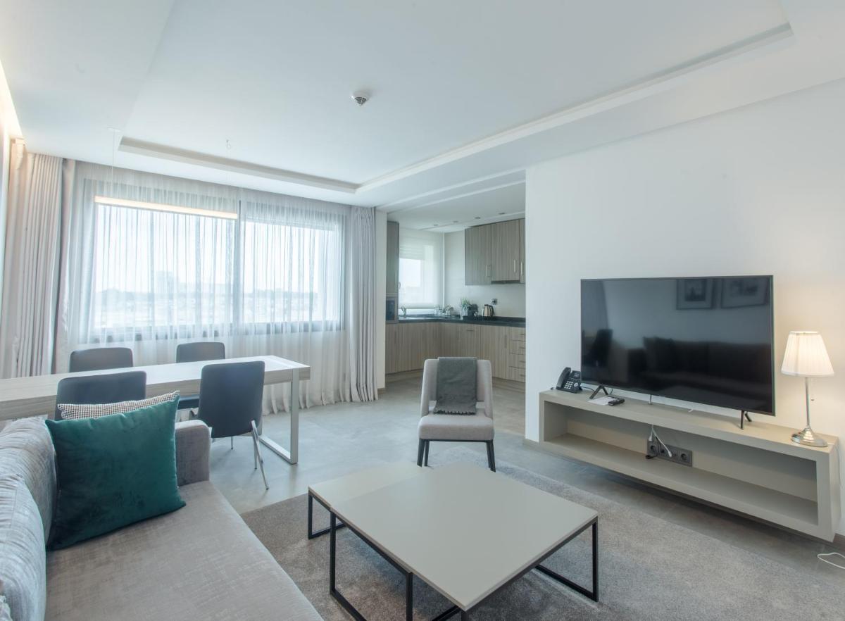 Suitetrails - Makass Appart Hotel