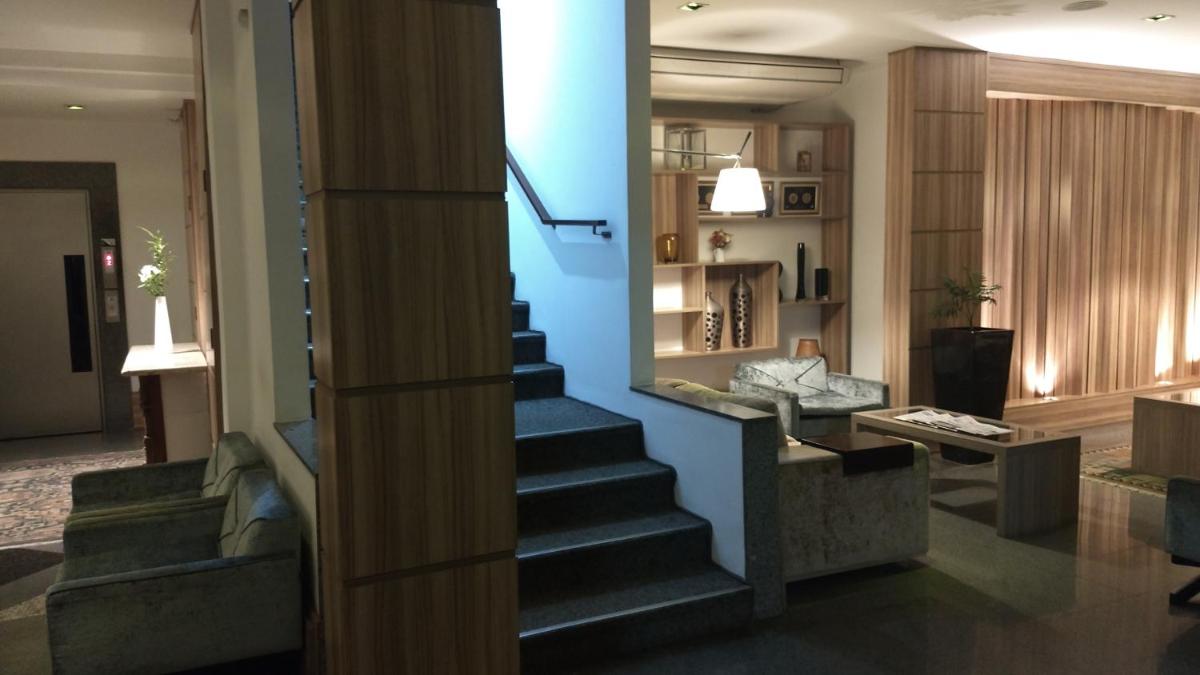 Castel Plaza Hotel - Housity