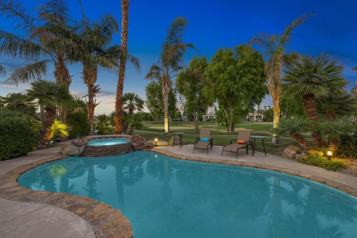 DESERT HIDEAWAY PRIVATE POOL SPA BBQ and Firepit - Housity