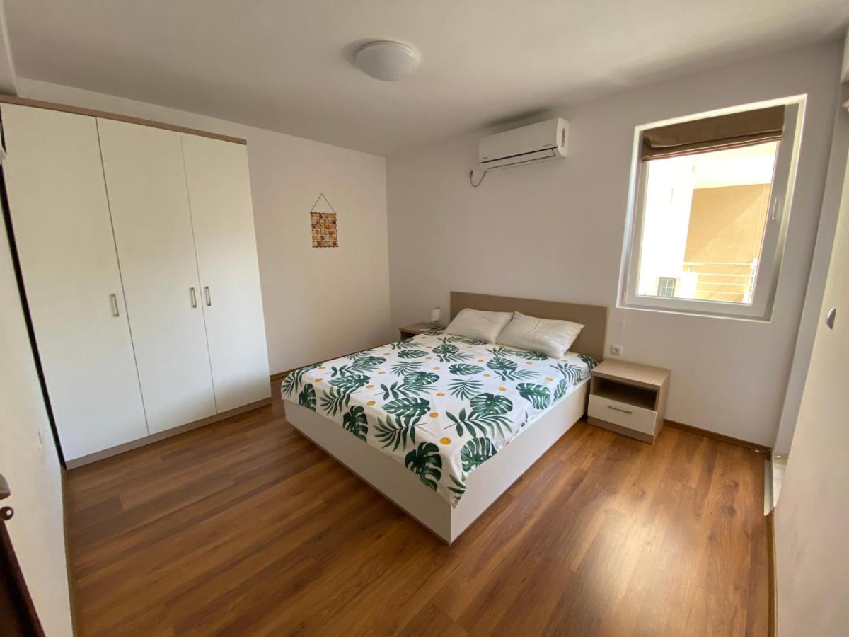 Apartments Dione - Housity