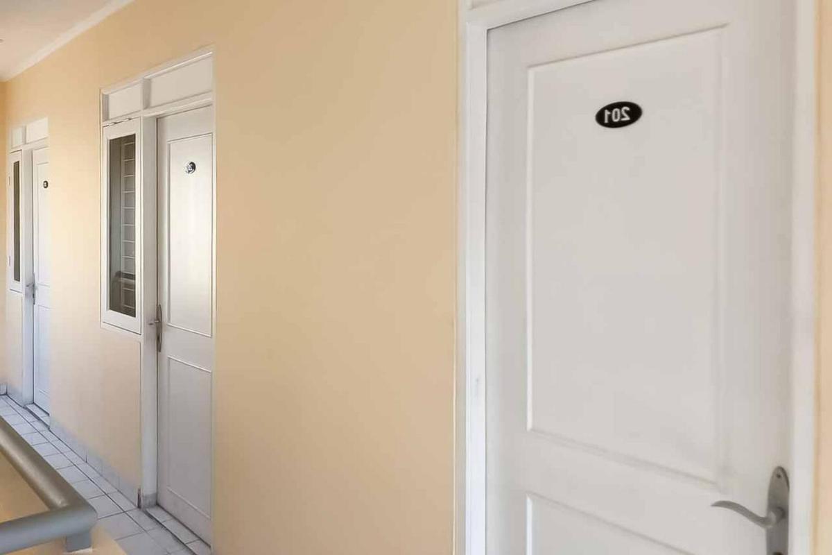 RedDoorz @ Pavilion Residence Cikarang - Housity