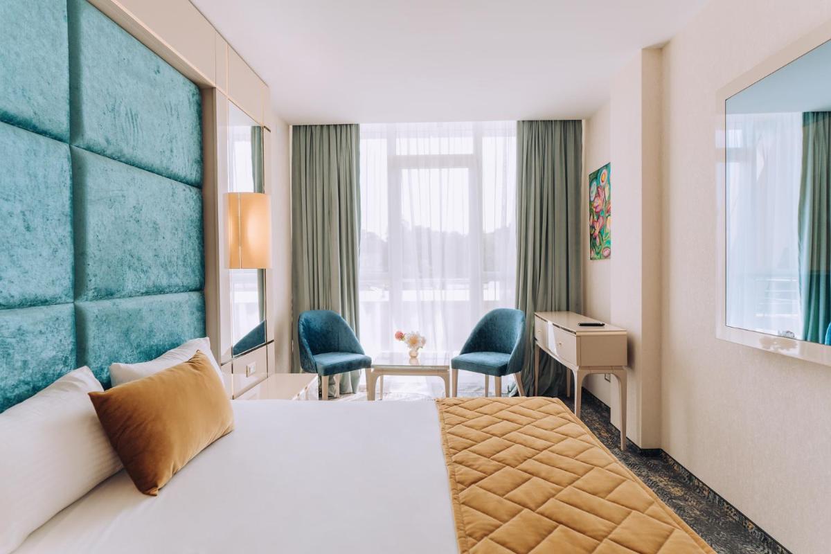Hotel Perla - Housity