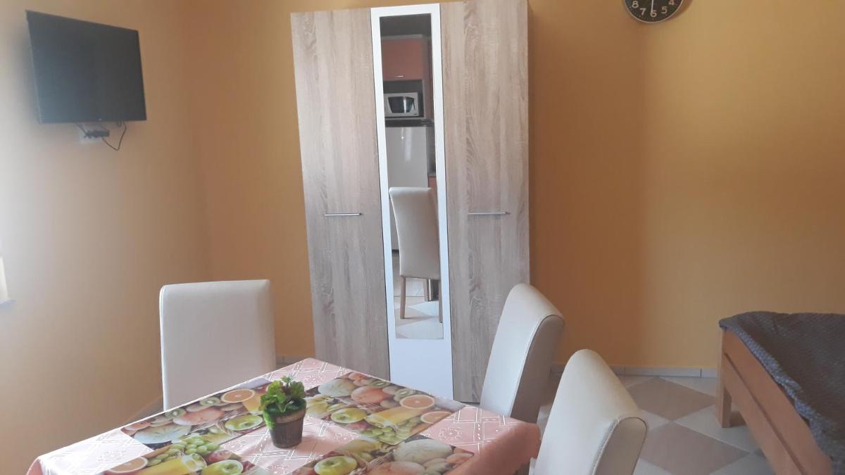 Andi Apartman - Housity