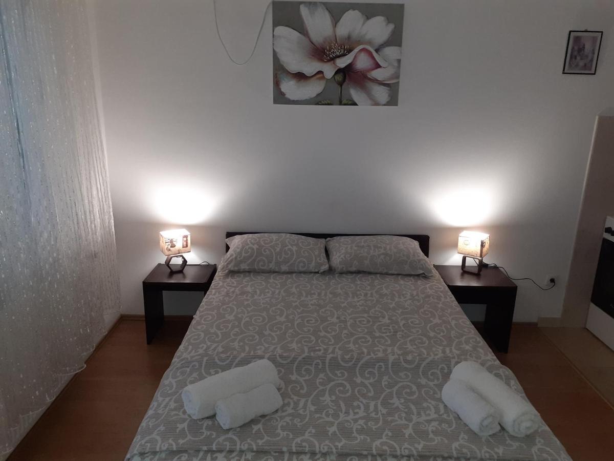 Apartment Bogdan - Housity