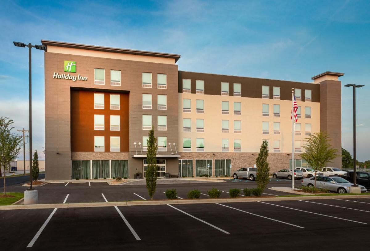 Holiday Inn Greenville - Woodruff Road, an IHG Hotel - Housity
