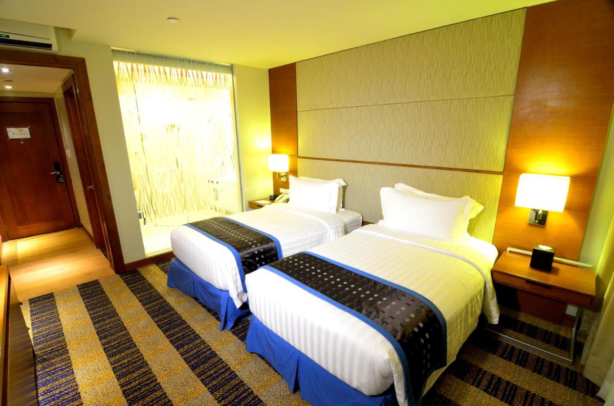 Lex Hotel Cebu - Housity