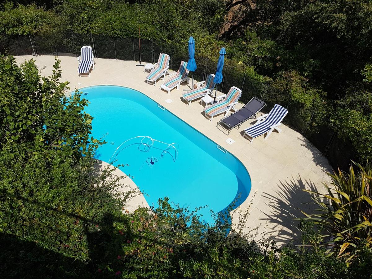 Villa familiale Le Citronnier avec piscine, vue exceptionnelle à Sainte Maxime - Housity