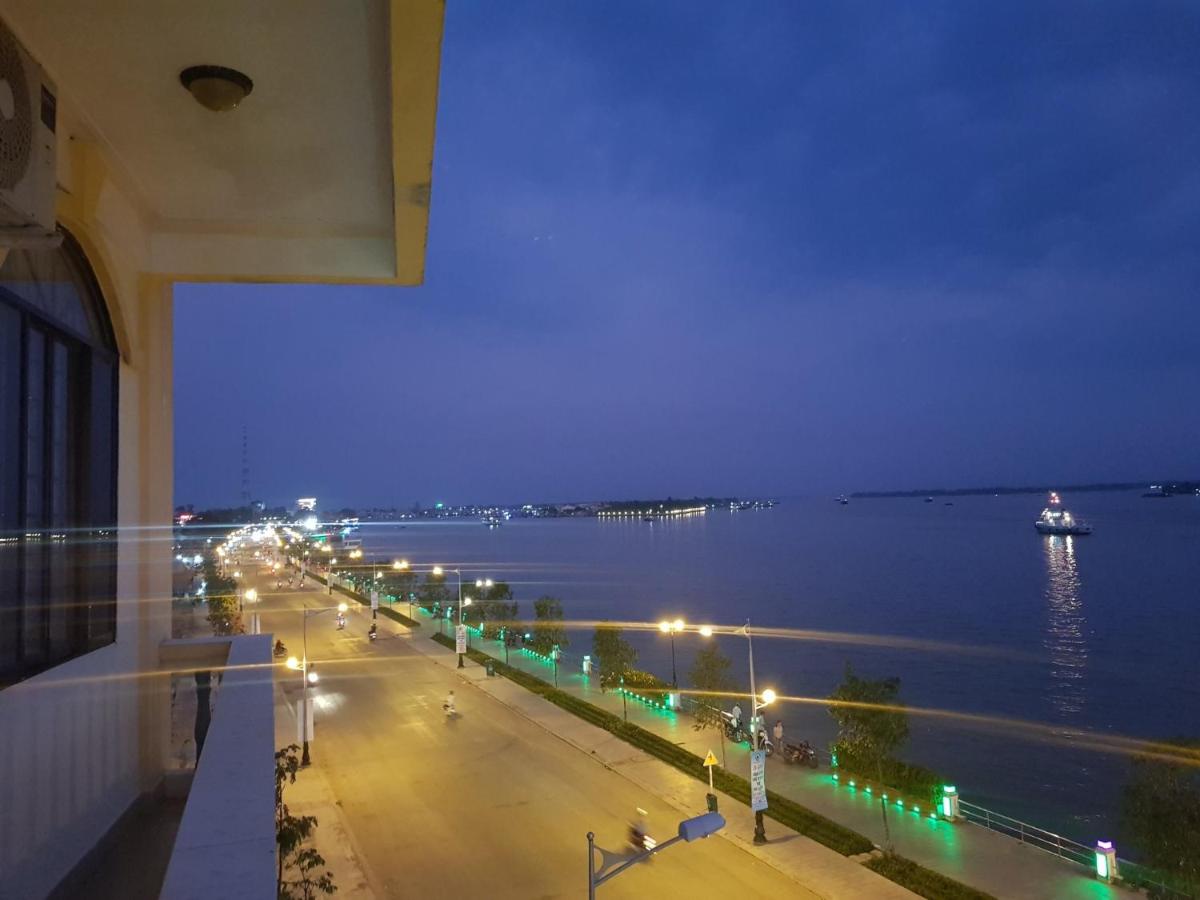 Rang Dong Hotel - Housity