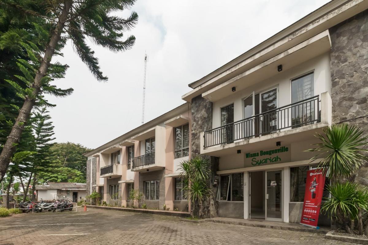 RedDoorz Syariah Plus @ Wisma Bougenville Karawaci - Housity