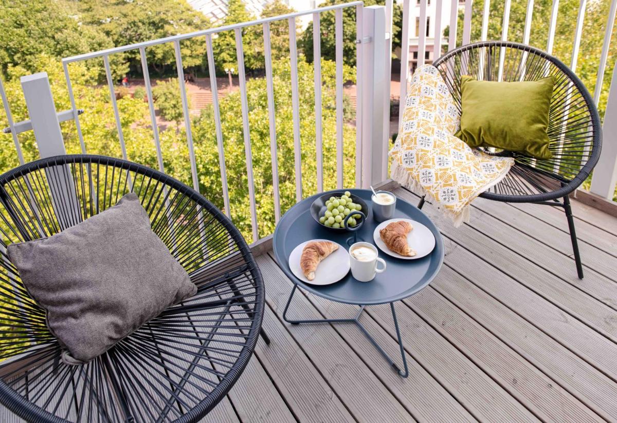 Ein Balkon oder eine Terrasse in der Unterkunft OBERDECK Studio Apartments - Adults only Ein Balkon oder eine Terrasse in der Unterkunft OBERDECK Studio Apartments - Adults only