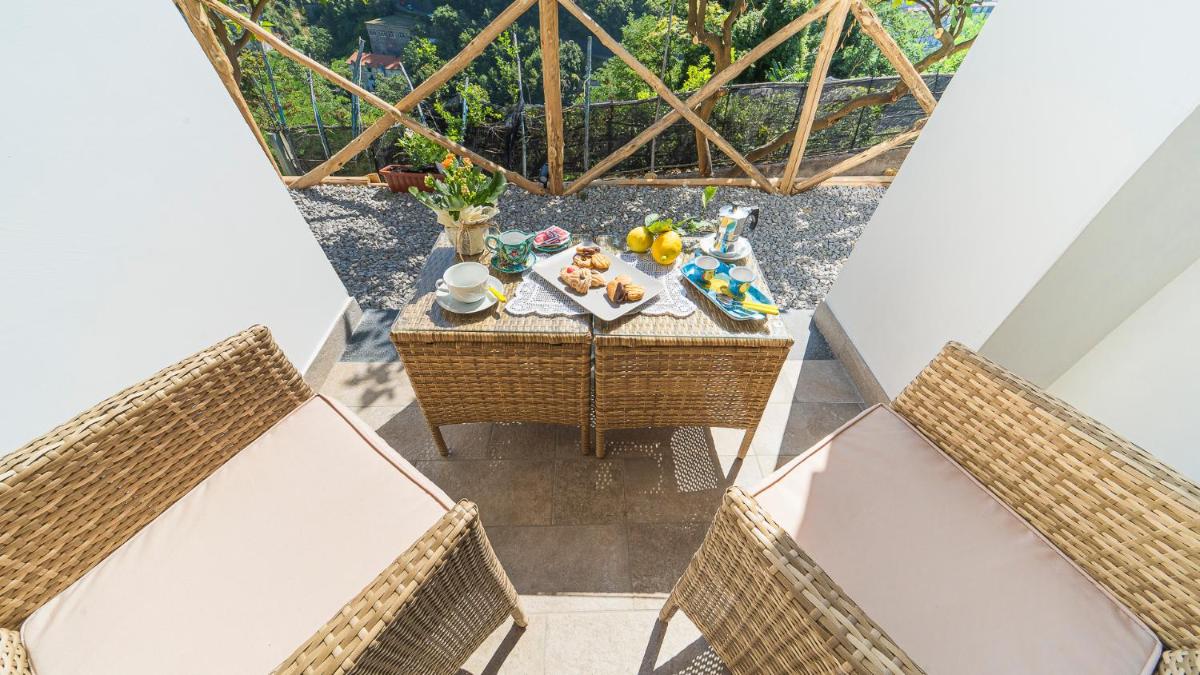 Suitetrails - tra Sole e Limoni Apartments