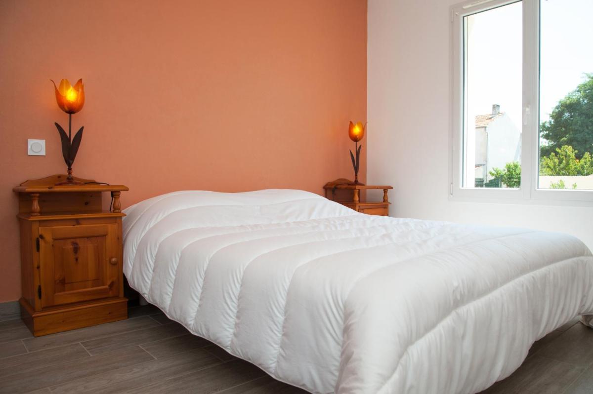 MAISON ENTRE LA ROCHELLE ET ROCHEFORT 3 ETOILES - Housity