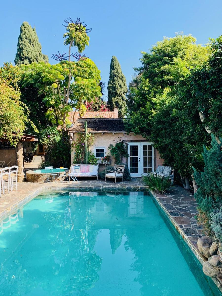 Under the Tuscan Sun Cottage in West Los Angeles - Housity