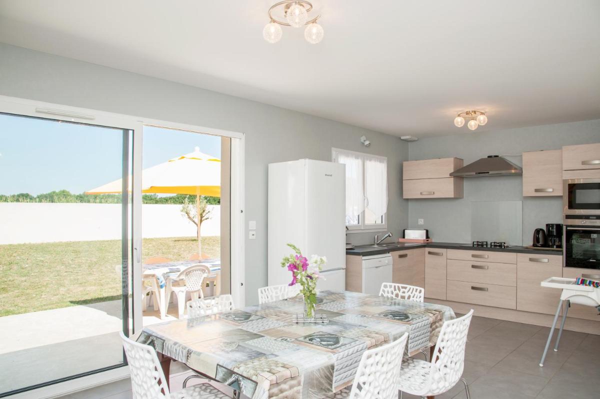 MAISON ENTRE LA ROCHELLE ET ROCHEFORT 3 ETOILES - Housity