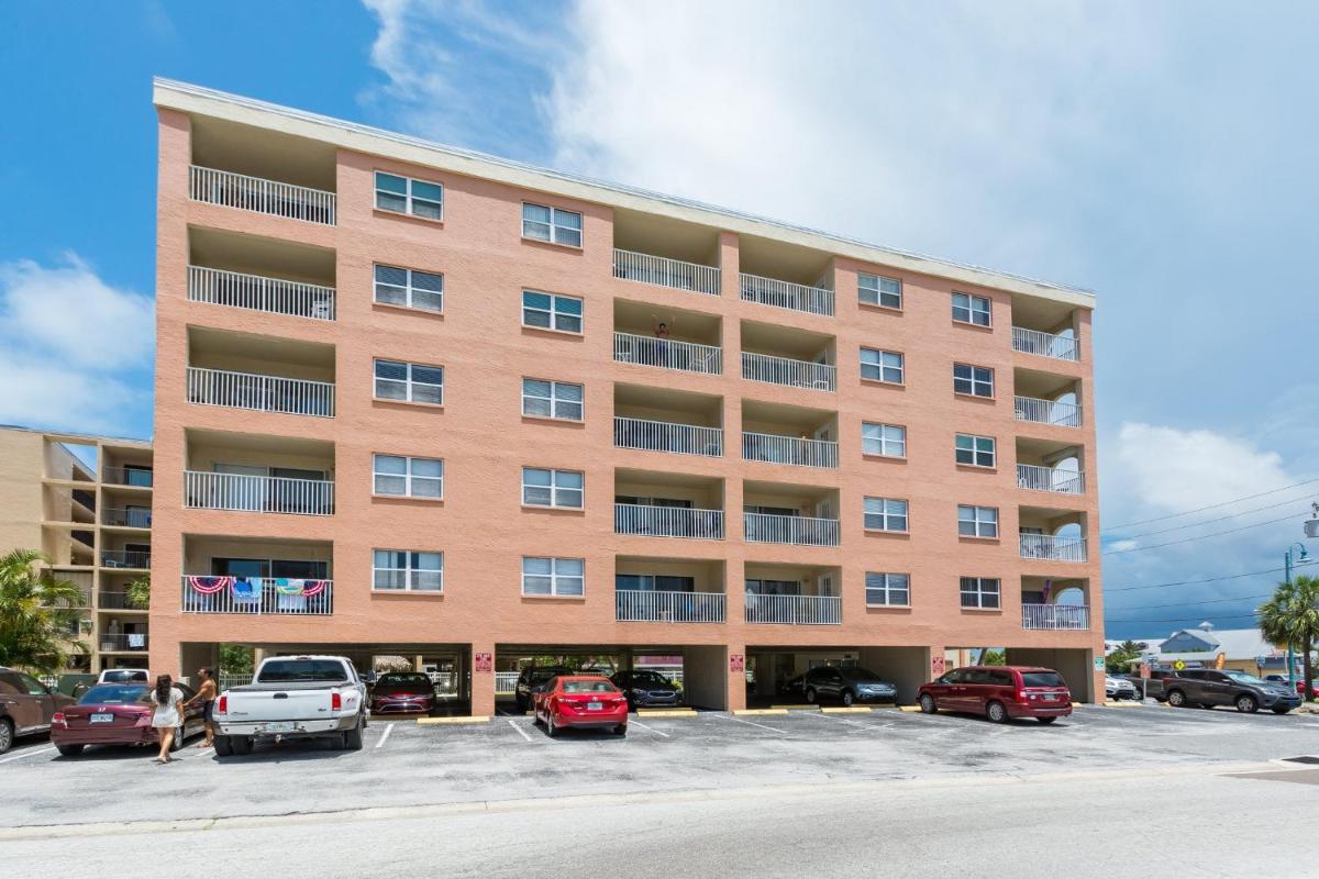 402 Beach Place Condos - Housity