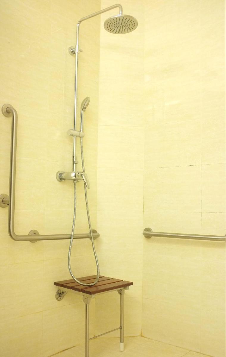 Ixora Hotel Penang - Housity