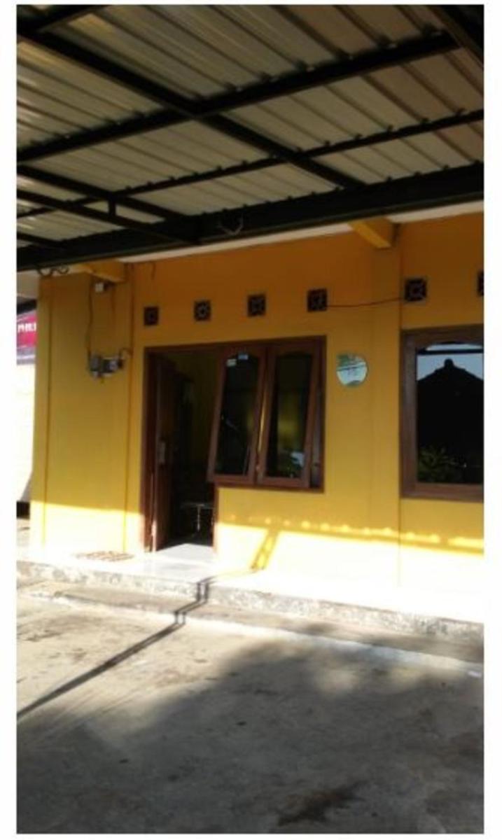 Penginapan Dena - Housity