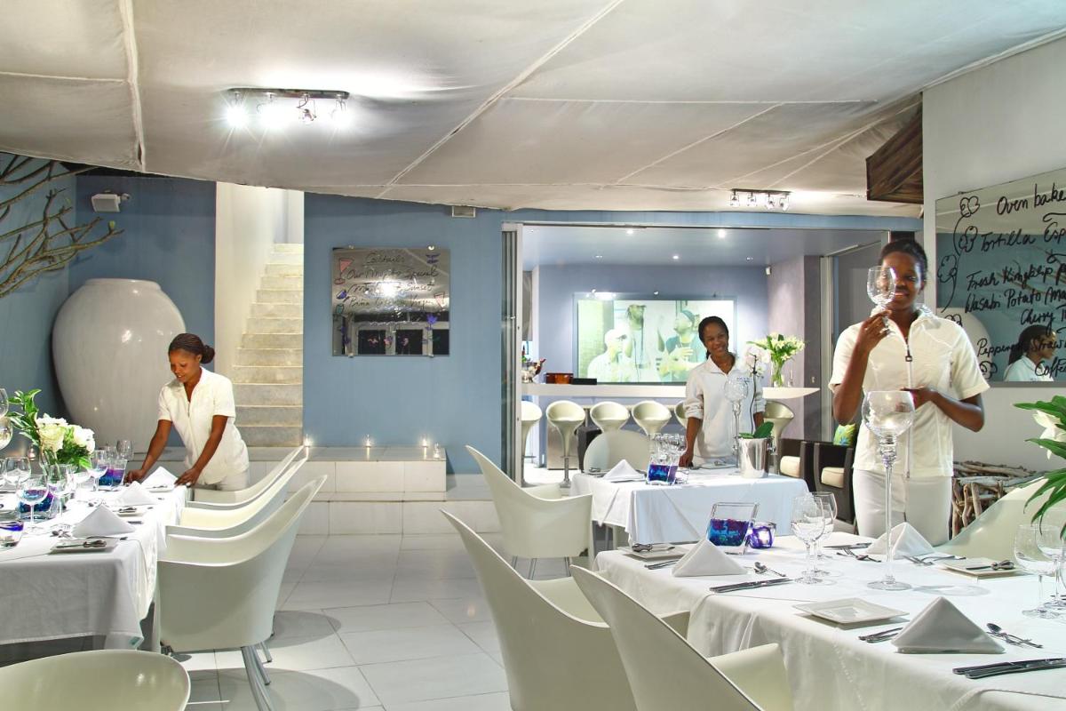 Days At Sea Beach Lodge - Housity