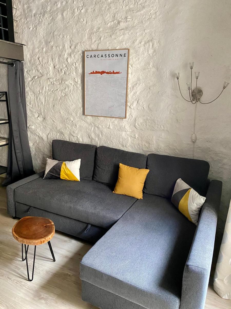 La Maison d'Alix, à l'intérieur de la Cité médiévale! - Housity