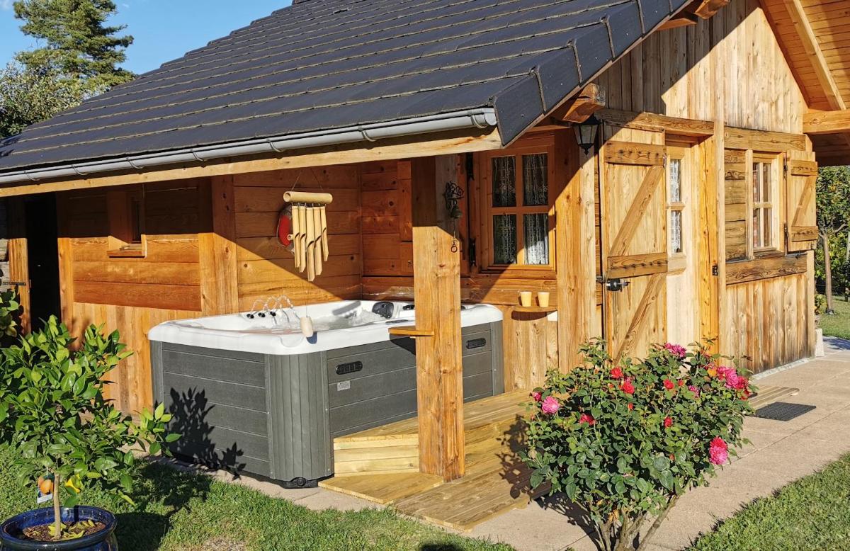 Au petit chalet avec son SPA - Escapade en amoureux ! - Housity