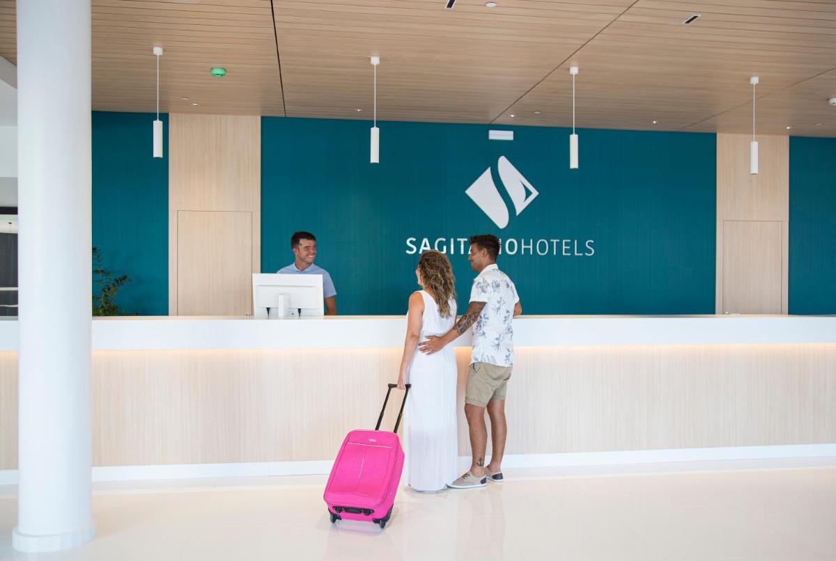 Clientes alojados en Gran Sagitario