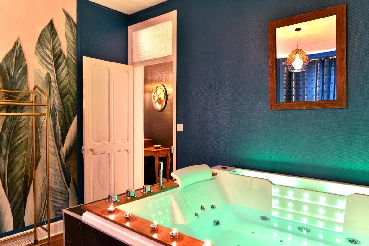 MoonLOVE, SPA/Sauna et Jacuzzi privés, charme et détente. - Housity