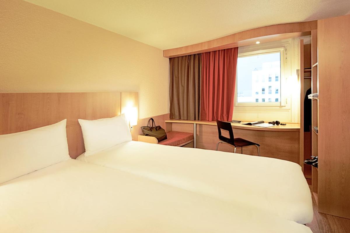 Ibis Évry-Courcouronnes - Housity