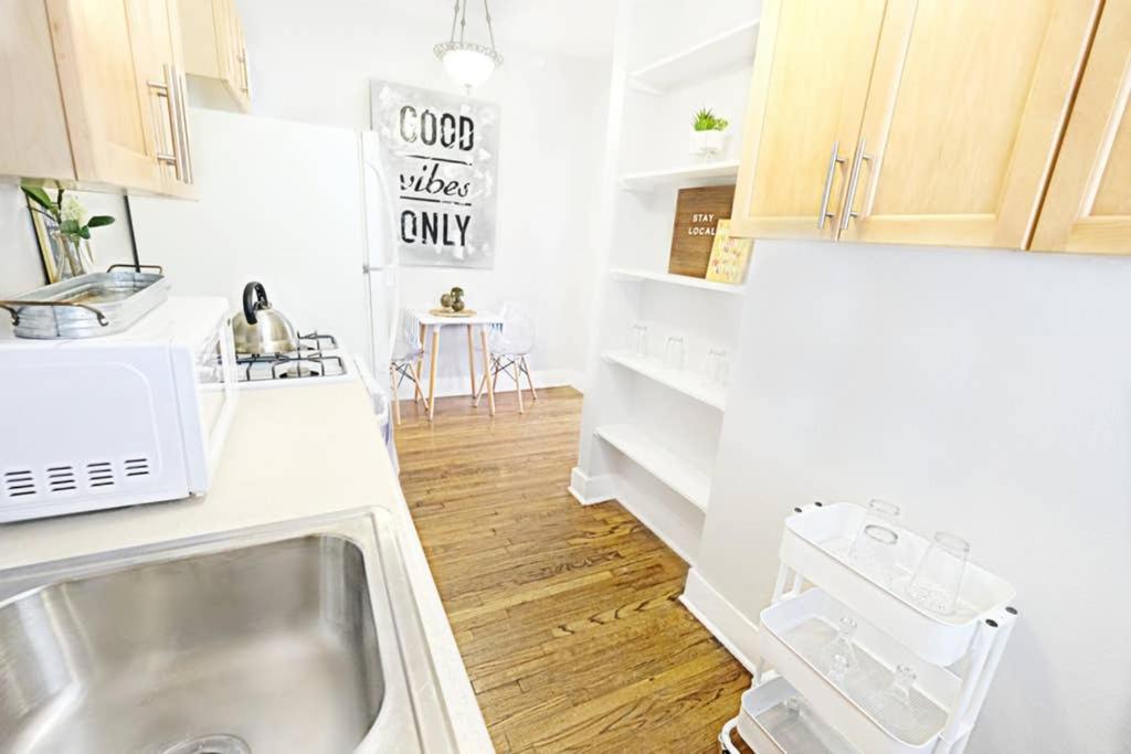 Dallas Native, Lower-Greenville Ave Area - Housity