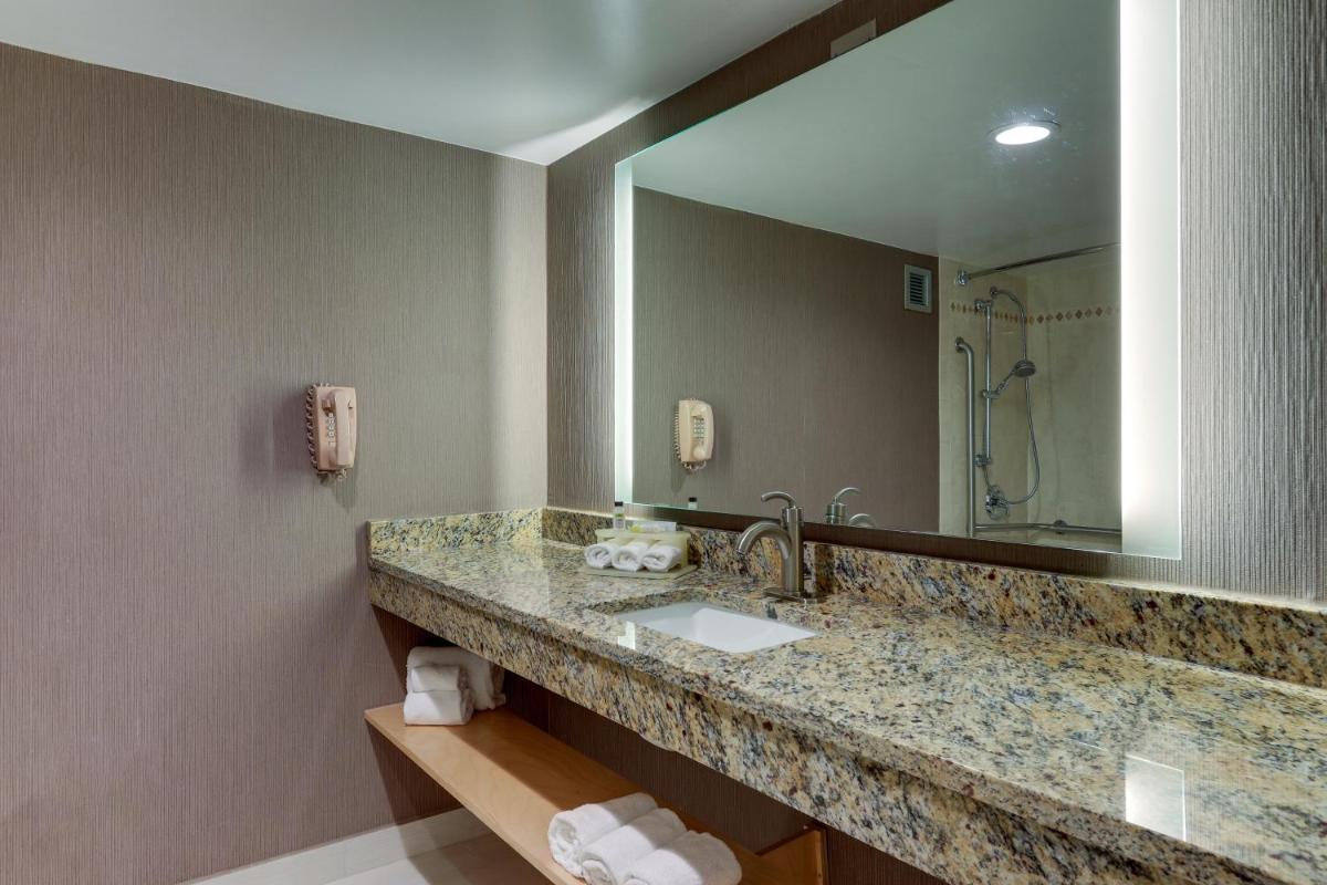 Holiday Inn Express Aberdeen-Chesapeake House by IHG - Housity