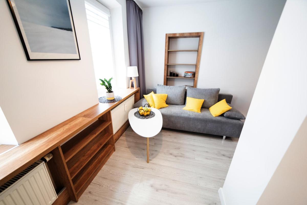 Pozytywny Apartament przy Rynku - Housity