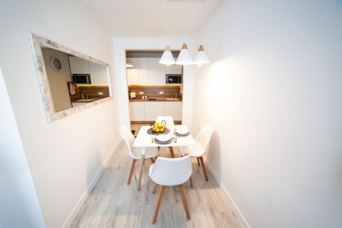 Pozytywny Apartament przy Rynku - Hizvo