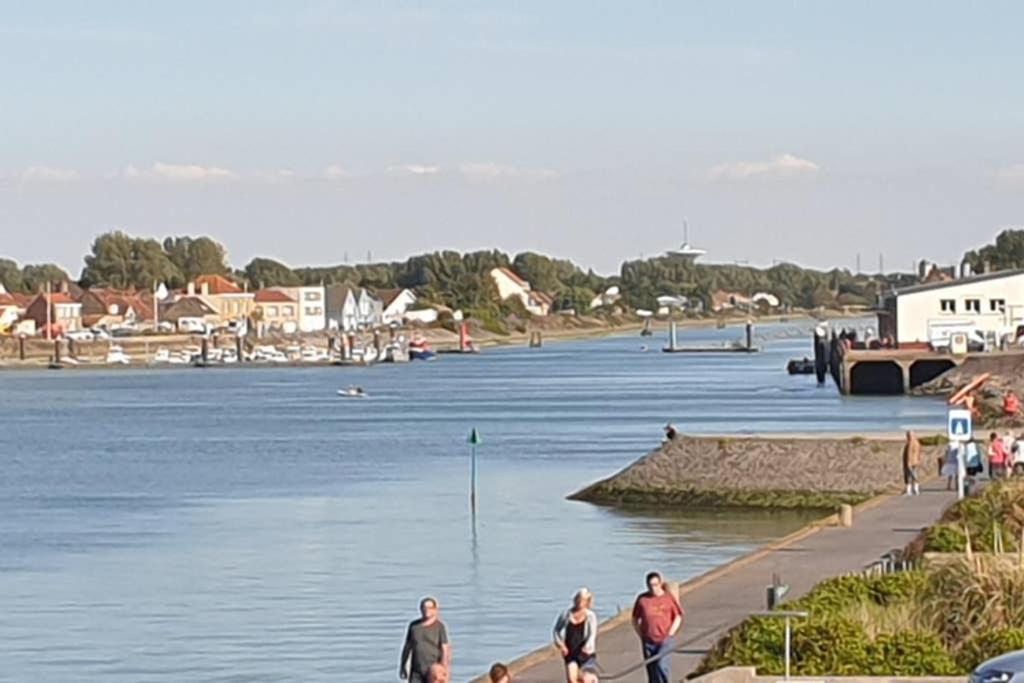Grand-Fort-Philippe : maison proche du port - Housity