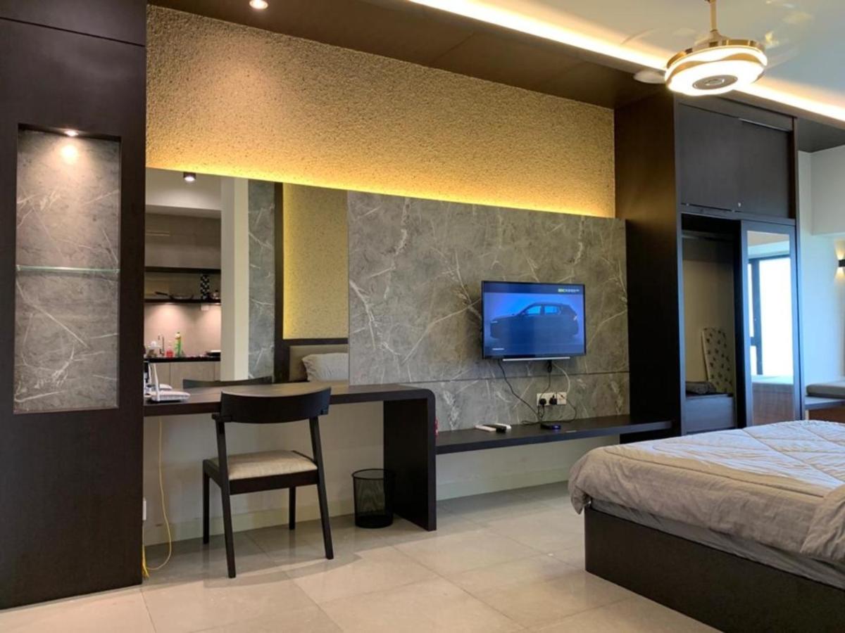 Imperio,Res - Modern -- Luxury -- Seaview - Housity